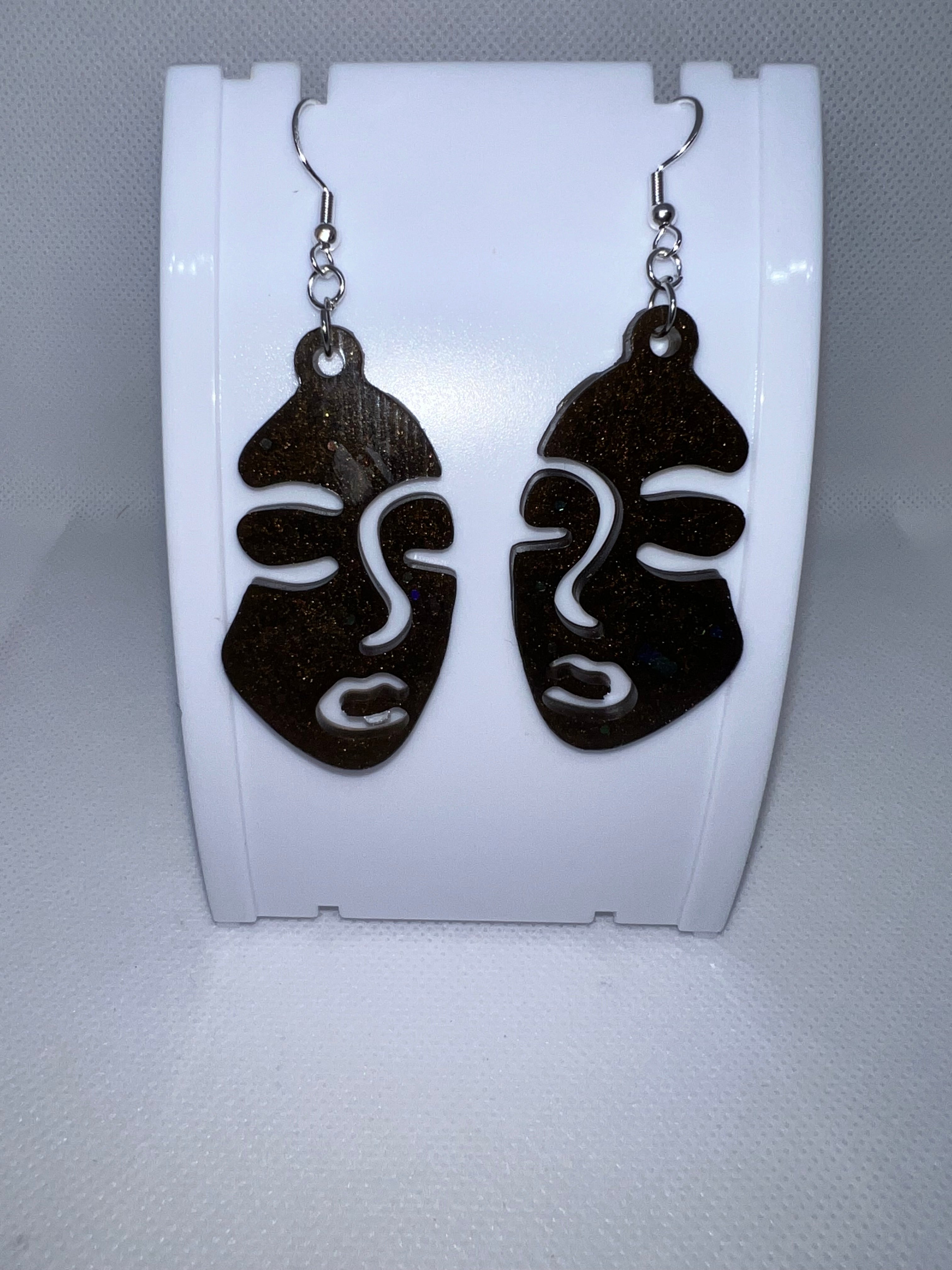 Silver Abstract Face Earrings - Unique Artistic Jewelry - Nolabels.in